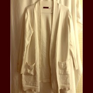 Clean white cotton cardigan with pockets